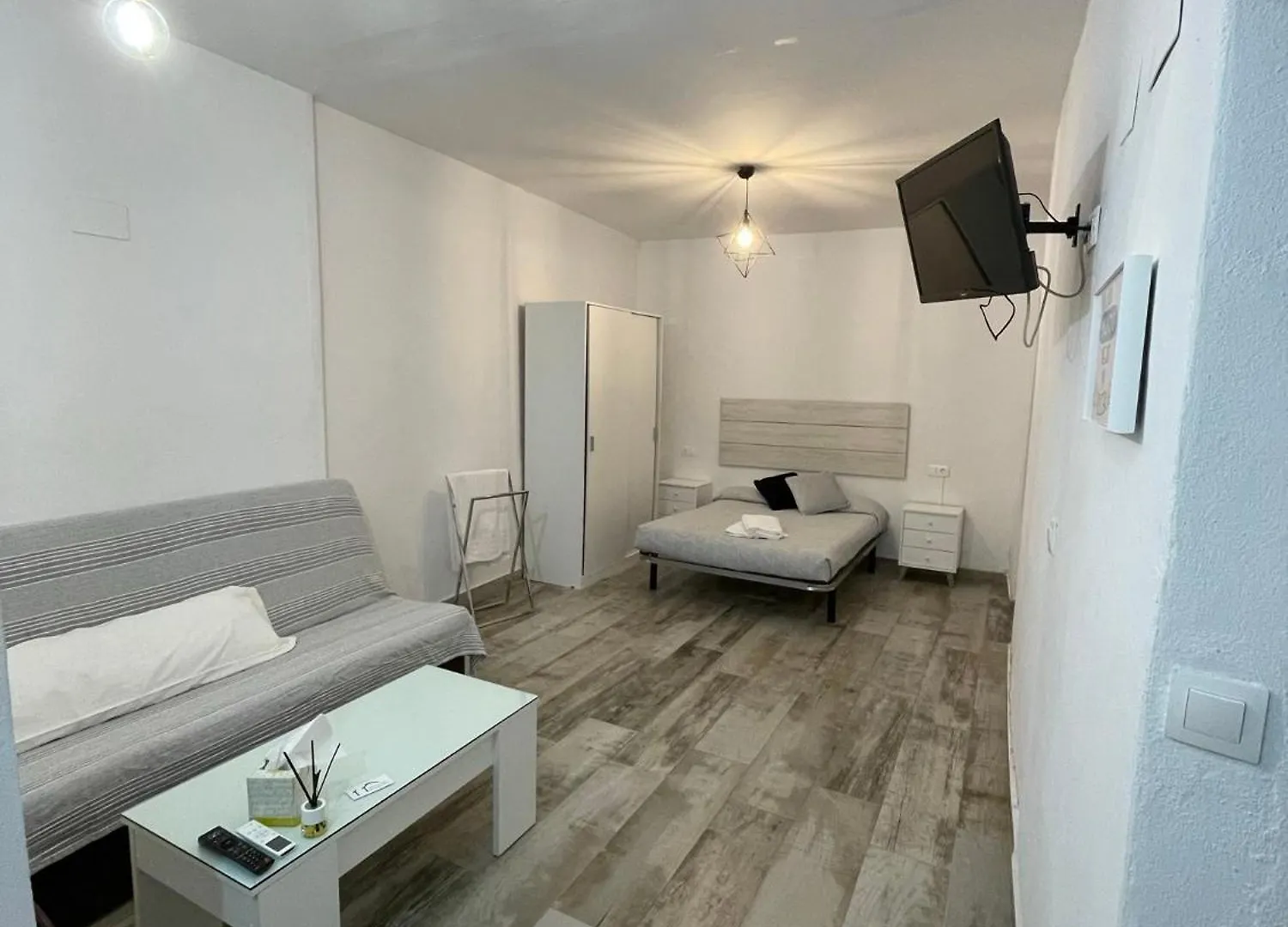 Apartamentos Diamante Y Onix 코르도바 아파트